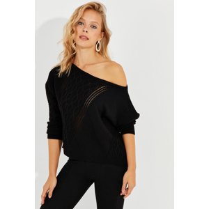 Cool & Sexy Women's Black Asymmetric Collar Knitwear Sweater