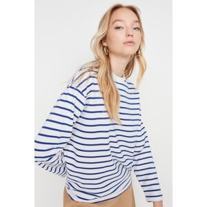 Trendyol White Striped Oversize/Wide Fit Crew Neck Slim Knitted Sweatshirt