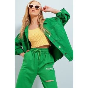 Trend Alaçatı Stili Dámska zelená dvojvrecková vypraná oversize džínsová bunda