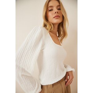 Happiness İstanbul Women's White Square Collar Textured Knitted Blouse