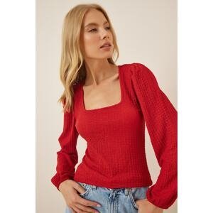 Happiness İstanbul Women's Red Square Collar Textured Knitted Blouse
