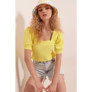Bigdart 0409 Square Neck Knitted Blouse - Yellow
