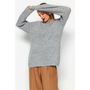 Trendyol svetlosivý široký strih mäkký textúrovaný základný pletený sveter