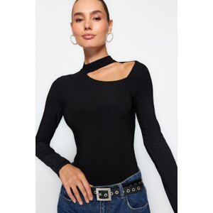 Trendyol Black Cut Out Detail Choker Neck Fitted/Situated Flexible Snaps Knitted Body