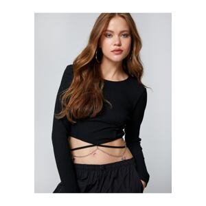 Koton Crop T-Shirt Long Sleeve Chain Butterfly Detailed Crew Neck