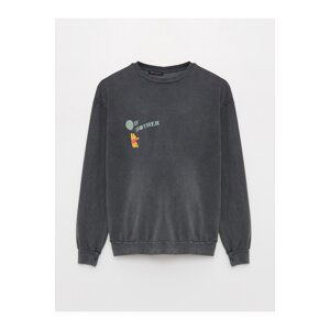 LC Waikiki Crew-neck Winnie the Pooh Printed Long Sleeve Maternity Sweatshirt.