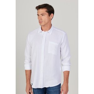 AC&Co / Altınyıldız Classics Men's White Comfort Fit Wide Cut, Classic Collar 100% Cotton Muslin Shirt.