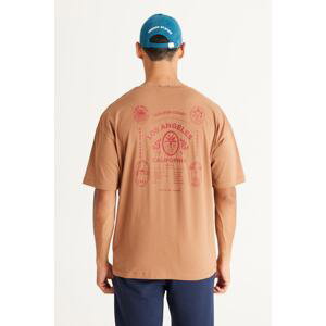 AC&Co / Altınyıldız Classics Men's Mink Oversized Loose Fit, Crew Neck 100% Cotton Printed T-Shirt.