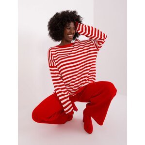 Red and ecru knitted ensemble with trousers