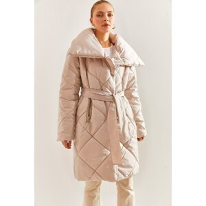 Bianco Lucci Women's Metal Buttoned Diamond Patterned Oversize Puffer Coat