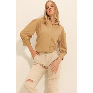 Trend Alaçatı Stili Women's Dark Beige Balloon Sleeve Basic Poplin Shirt