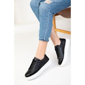 Soho Women's Black Sneakers 18760