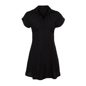 Trendyol Black Waist vypasované mini tkané šaty