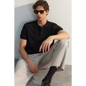 Trendyol Black Regular/Regular Fit Short Sleeve Textured Buttoned Polo Neck T-shirt