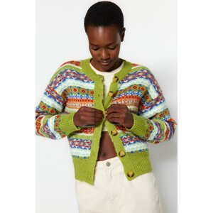 Trendyol zelený vzorovaný pletený sveter s mäkkou textúrou