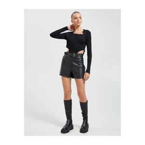 Koton Long Sleeve T-Shirt Choker Collar Chain Detailed Corset Look