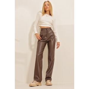 Trend Alaçatı Stili Women's Brown Knee-Seamed Pocket Faux Leather Palazzo Trousers