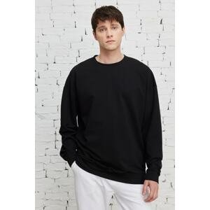 AC&Co / Altınyıldız Classics Men's Black Oversize Wide Cut Crew Neck Cotton Sweatshirt
