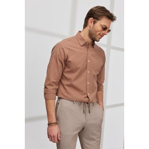 AC&Co / Altınyıldız Classics Men's Brown Comfort Fit Comfy Cut Concealed Button Collar 100% Cotton Flared Shirt.