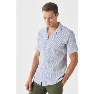 AC&Co / Altınyıldız Classics Men's White-navy Blue Comfort Fit Comfy Cut Monocollar See-through Striped Shirt.