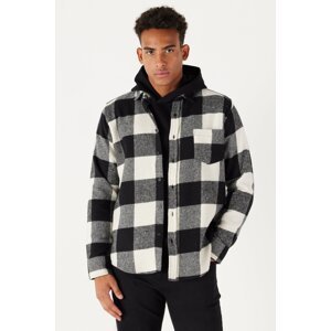 ALTINYILDIZ CLASSICS Men's Ecru-black Comfort Fit Relaxed Cut Buttoned Collar Checkered Flannel Shirt