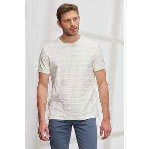 ALTINYILDIZ CLASSICS Men's White Slim Fit Slim Fit Crew Neck Cotton Jacquard T-Shirt