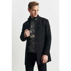 ALTINYILDIZ CLASSICS Men's Black Standard Fit Normal Cut Woolen Winter Coat with Leather Vest