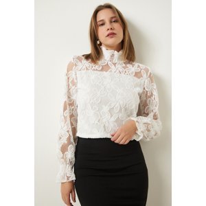 Happiness İstanbul White High Neck Lace Elegant Blouse