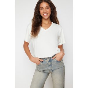Trendyol Ecru 100% Cotton Oversize/Wide Fit V-Neck Short Sleeve Knitted T-Shirt