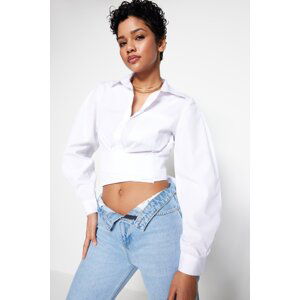 Trendyol White Fitted Crop Woven Shirt