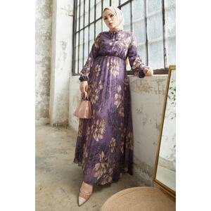 InStyle Serena Plisované šifónové hidžábové šaty s kvetinovou potlačou - fialové