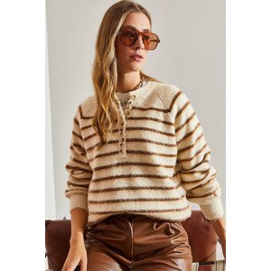 Bianco Lucci Women's Raised Striped 11 Button Knitwear Sweater