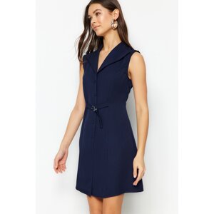 Trendyol Navy Blue Belted mini tkaná bunda tkané šaty