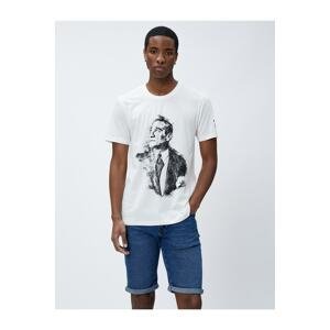 Koton Atatürk Printed T-Shirt, Special for the 100th Anniversary.