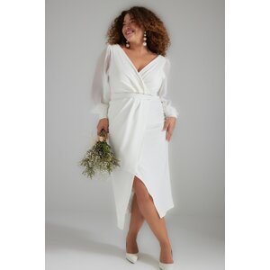Trendyol Curve biele tkané dvojradové svadobné šaty s detailom manžety