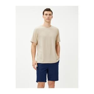 Koton Basic Chino Shorts with Tiered Legs and Buttons with Pocket.