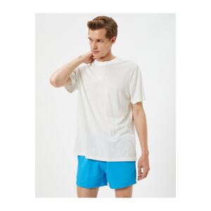 Koton Shorts Marine Shorts with a lace-up waist with pockets.