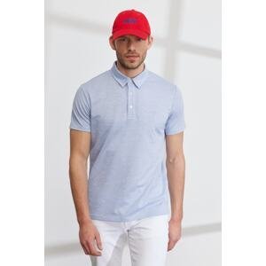 AC&Co / Altınyıldız Classics pánske modro-biele ľahko žehliteľné slim fit polo tričko s krátkym rukávom so slim fit krkom.