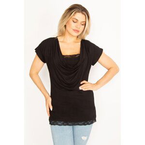 Şans Women's Plus Size Black Collar And Hem Lace Detail Low Neck Blouse