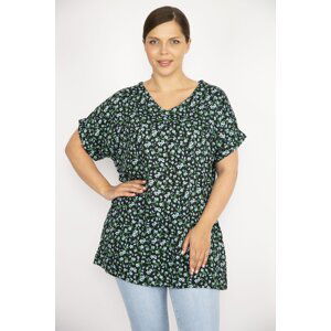 Şans Women's Green Plus Size Woven Viscose Fabric Floral Pattern Side Pockets Double Sleeve Blouse