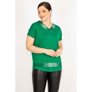 Şans Women's Green Plus Size Collar And Hem Stone Detailed V-Neck Blouse