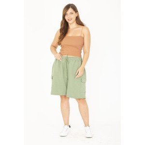 Şans Women's Large Size Green Eyelet Lace and Pocket Detailed Shorts