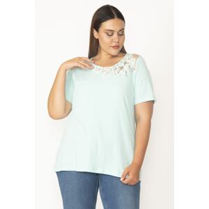 Şans Women's Green Plus Size Cotton Fabric Collar Lace Blouse