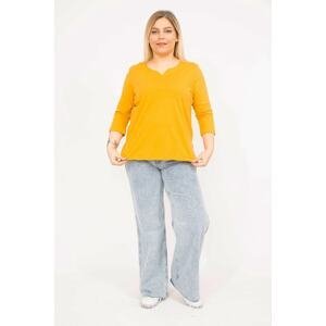 Şans Women's Mustard Plus Size Cotton Fabric V-Neck Capri Sleeves Sleeve Blouse