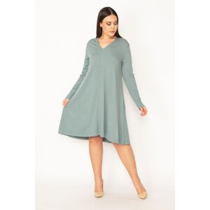 Şans Women's Plus Size Green V-Neck Long Sleeve Dress