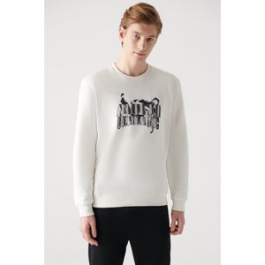 Avva Men's White Crew Neck 3 Thread Fleece Hologram Printed Regular Fit Sweatshirt