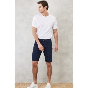 ALTINYILDIZ CLASSICS Men's Navy Blue Slim Fit Slim Fit Diagonal Patterned 5 Pocket Flexible Shorts.