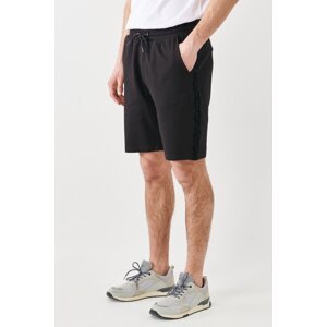 ALTINYILDIZ CLASSICS Men's Black Standard Fit Normal Fit Casual Knitted Shorts