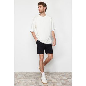 Trendyol Black Regular/Normal Fit Basic Shorts