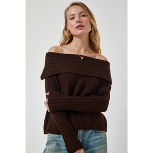 Happiness İstanbul Women's Brown Madonna Collar Knitwear Sweater